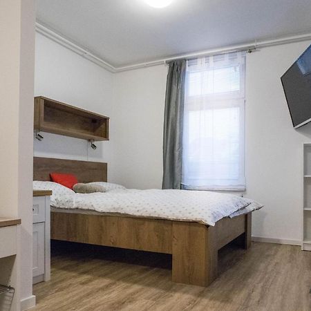 Jantar Apartmaji Ново Место Екстериор снимка